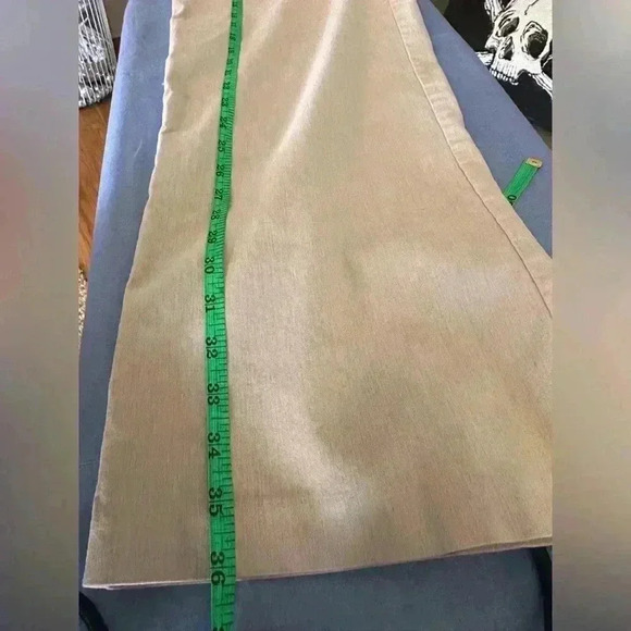 Jules & Leopold Beige Pants - Picture 2 of 8